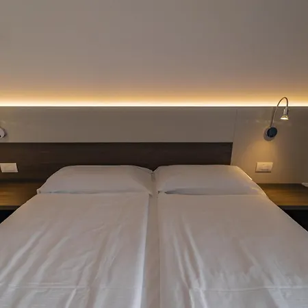 Hotel Garni' Foci Riva del Garda